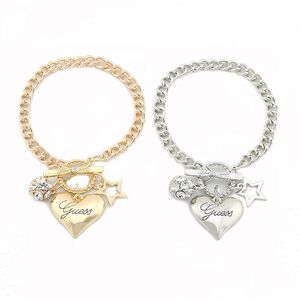 Kristal Elmas Bilezikler Yıldız Kalp Aşk Yay Tasarım Gümüş Altın Rhinestone Takı Hediye Lady Kızlar için Moda Zarif Kadınlar Charm Bilezik