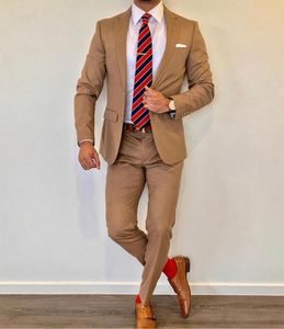 Kahverengi Düğün Smokin 2021 Notche Yaka Slim Fit Geri Havalandırma Groomsmen Erkek Takım Elbise 2 Parça Takım Elbise (Ceket + Pantolon + Kravat) 0876