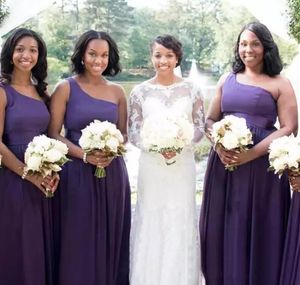 Yeni Ucuz Mor Nedime Elbiseleri Bir Omuz Kolsuz Açık Arka Yan Bölünmüş Artı Boyutu Şifon Düğün Konuk Elbise Hizmetçi Onur Elbiseleri