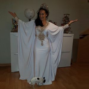 White Muslim Prom Dress Dubai Evening Party Gowns beaded 2020 Moroccan Kaftan Arabic Evening Dress V-Neck Beaded Chiffon Long Sleeves