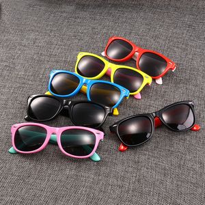 Yaz Marka Beachblac Moda Çocuklar için Güneş Gözlüğü UV Koruma Açık Spor Vintage Güneş Gözlükleri Retro Gözlük 18 Renkler