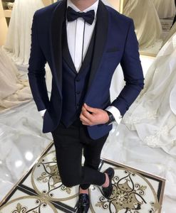 Donanma Mavi Resmi Düğün Erkekler Suits Şal Yaka Yeni Üç Parça Custom Made Iş Damat Smokin (Ceket + Pantolon + Yelek + Kravat) W921