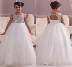 Prenses Beyaz Düğün Çiçek Kız Elbise İmparatorluğu Bel Kristaller Özel Made Ucuz Bebek komünyonu Kız Yarışması Elbise Geri aç