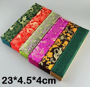 Çin İpek brocade Kutusu Uzun Lüks Kolye Hediye Kutusu Noel Takı Ambalaj Kutusu Küçük Asılı süs Saklama Kutusu 23x4.5x4 cm