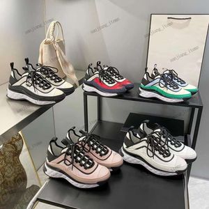 35-45 tailles unisexe matelassé ivoire Sport Trail Sneaker chaussures femmes hommes Logo coureurs daim veau formateur multicolore imbriqué Cap Toe chaussure de course fibres mélangées