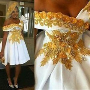 Robes de soirée courtes blanches en dentelle dorée, fleurs 3D, col en v, cristaux, pour femmes africaines, formelles, 2023