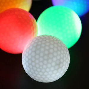 3 pièces/boîte LED balles de golf entraînement de nuit Constant brillant deux couches Surlyn balles de pratique de Golf 42.6mm1.67 diamètre Match cadeaux 240301
