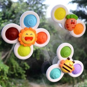 3PSCBath Toys 1pcscartoon fidget suction cup spinner toy for baby rotating educational rattle baby games children montessori bath toys forchildren