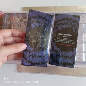 L'emballage de barre de chocolat aux champignons 4G enferme dans une boîte l'impression holographique avec le moule compatible avec l'emballage en aluminium