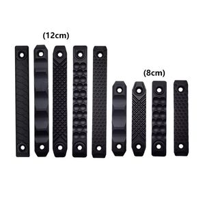 4PCS / Set Tactical Outdoor Activities Equipment Metal Rail Couvre supérieure Adaptateur du support arrière pour les accessoires de chasse Mlok Keymod