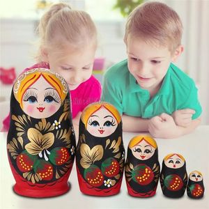 5 couches fraise filles Matryoshka poupée en bois bonhomme de neige russe nidification anniversaire noël cadeaux jouet 240312