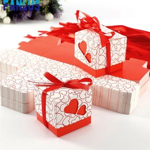 50pcs / lot Dragées Mariage Emballage Bonbons Boîte Décorations Cadeau Coeur Bonbons Boîtes avec Compartiments pour Bonbons Mariage Baptême 220420