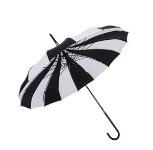 50pcs Parapluie Rayures noires et blanches Poignées longues Bumbershoot Pagode Creative Fresh Photographie Parapluies Tige droite Poignée courbée SN5550