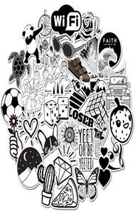 50pcSet Black and White Nouveau dessin animé PVC Toys Stickers Cool For Kids Children Luggage Notebook ordinateur portable Sticker Football CARSTYLIN7600696