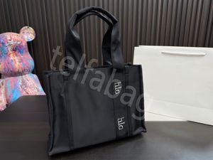 Qualité 5A Sac fourre-tout tendance, cool et polyvalent Sac à main en nylon style noir respire le charme sac fourre-tout designer mini sac à main sac de plage