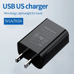 5V 2A 1A Enchufe de EE. UU. Interfaz USB de carga Adaptador de corriente de luz LED para teléfono móvil Cargador de viaje conveniente