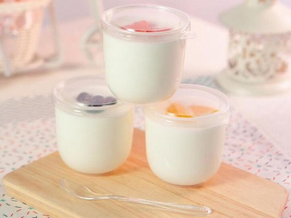 200ml transparent plastic dessert yogurt cup with lid, disposable pudding container for bakery takeout and mousse packaging