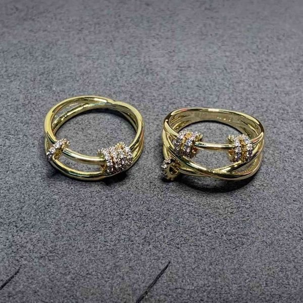 Family a Golden Naked Rotating Ring Female Cross Transfer Smart Three Straight
