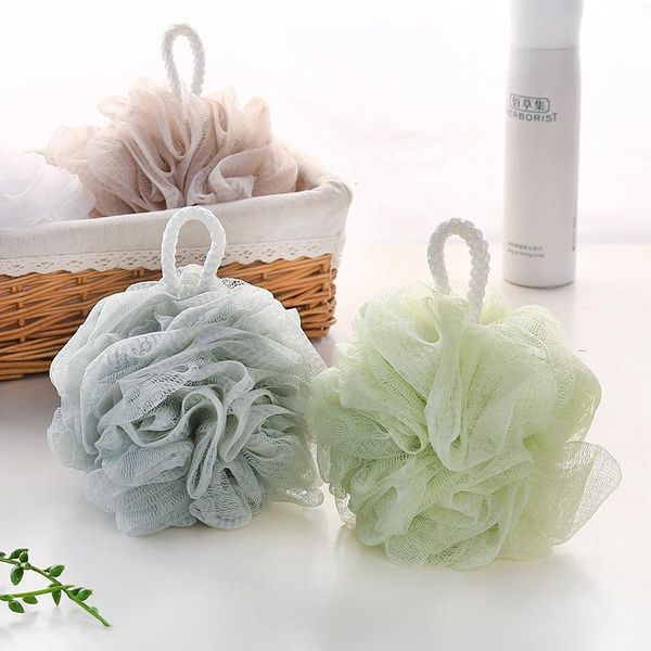 DHL wholesale bath sponges in assorted colors for hotel and market supplies, featuring mesh poufs for foaming and scrubbing GC0825