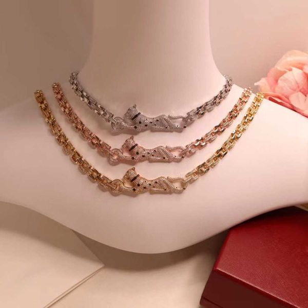 Fashionable Domineering Leopard Necklace with Shiny Zircon, Unisex Asian Gold Design, Luxurious Black Embellishment