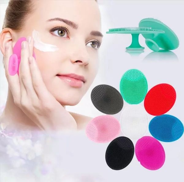 Silicone exfoliating pads for deep facial cleansing and blackhead removal