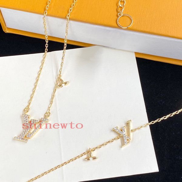 Europe America Fashion Necklace Bracelet Earrings Lady Women Brass Gold-color Hardware Engraved V Initials Crystal Rhinestones Iconic Jewelr