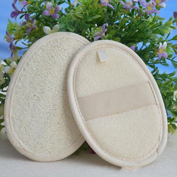 New lightweight and durable natural loofah bath sponge for exfoliating and washing, size 11x16cm