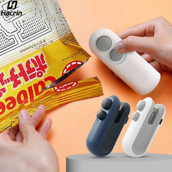 Vacuum Food Sealer Plastic Bag Sealer Mini Portable Plastic Bags Sealing Machine Thermal Plastic Bag Sealants Handheld Food Packaging Heat S