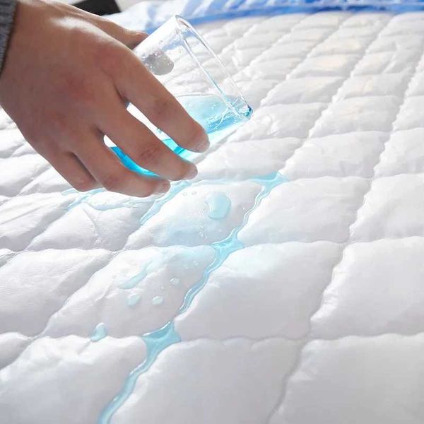 New waterproof washable mattress cover, thick protective bed pad with anti-mite feature, model Z241018