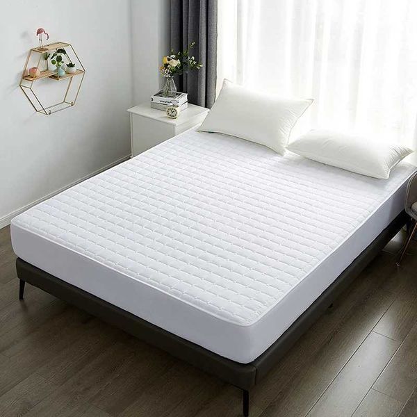 Waterproof thick blanket mattress cover with large solid bedding patch, breathable and antibacterial pad M241018
