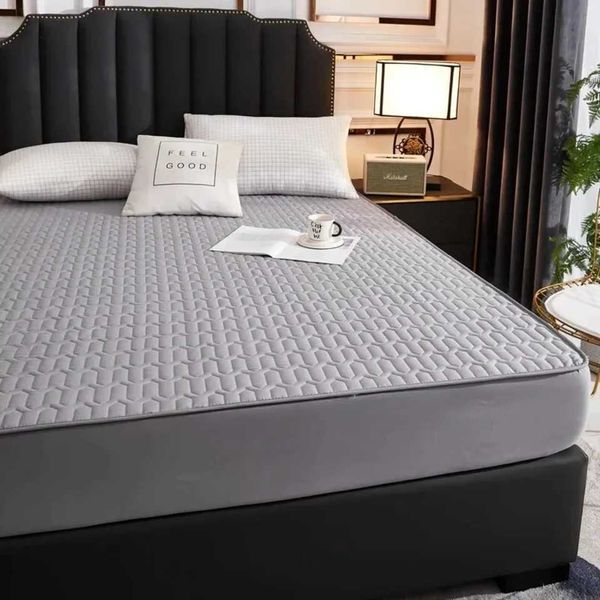 New Bed Sheet Matte soft skin friendly waterproof washable cotton patch mattress protective cover Z241018
