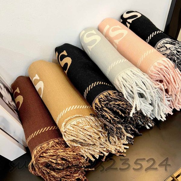 designer scarf Designer Silk Scarf H Letter Printing Designer Scarf, Classic Brand Autumn/winter Fashion Item, Soft and Warm, scarf
designer scarf Designer Silk Scarf H Letter Printing Designer Scarf, Classic Brand Autumn/winter Fashion Item, Soft and Warm, scarf