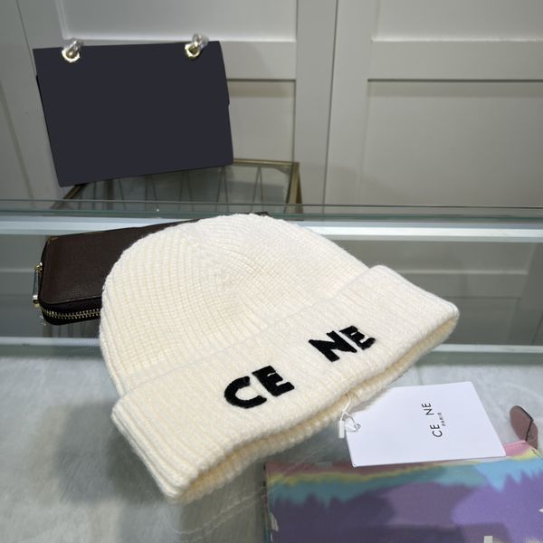Bonnet Designer Winter Beanies Women Ear Protection Warm Windproof Hat Fashion Casual Beanie Outdoor T, Blue
Bonnet Designer Winter Beanies Women Ear Protection Warm Windproof Hat Fashion Casual Beanie Outdoor T, Blue