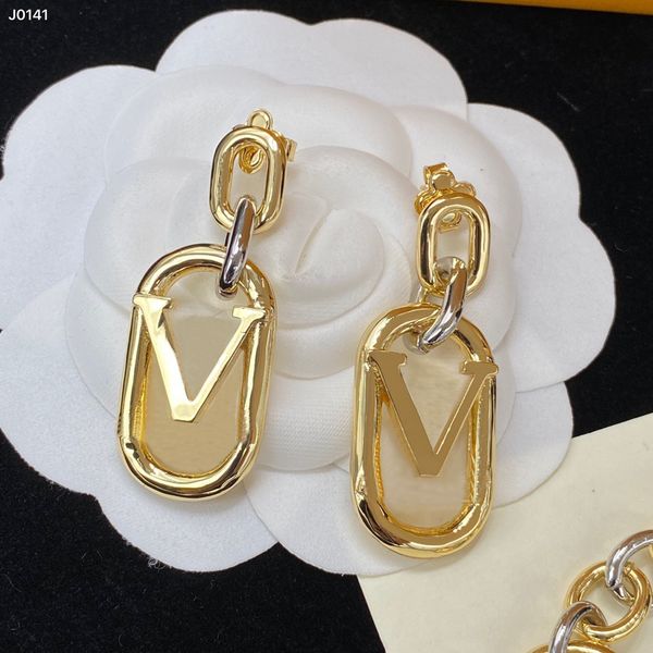 Designer earrings, love bracelets, and women's necklaces - fashionable jewelry for both genders, featuring diamond and gold-plated luxury sets perfect for weddings and parties