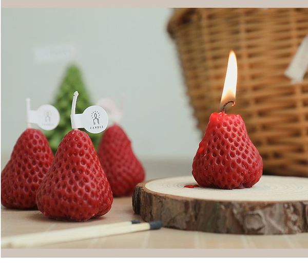 1PC/4PCS Strawberry Scented Soy Wax Candles for Birthday and Wedding Decor Wholesale SN655