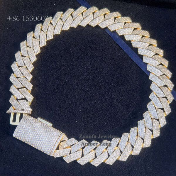 Moissanite Hip Hop Jewelry 4 Rows Prong Cuban Link Chain Necklace Iced Out Moissanite Diamond Cuban Chain 
Moissanite Hip Hop Jewelry 4 Rows Prong Cuban Link Chain Necklace Iced Out Moissanite Diamond Cuban Chain
