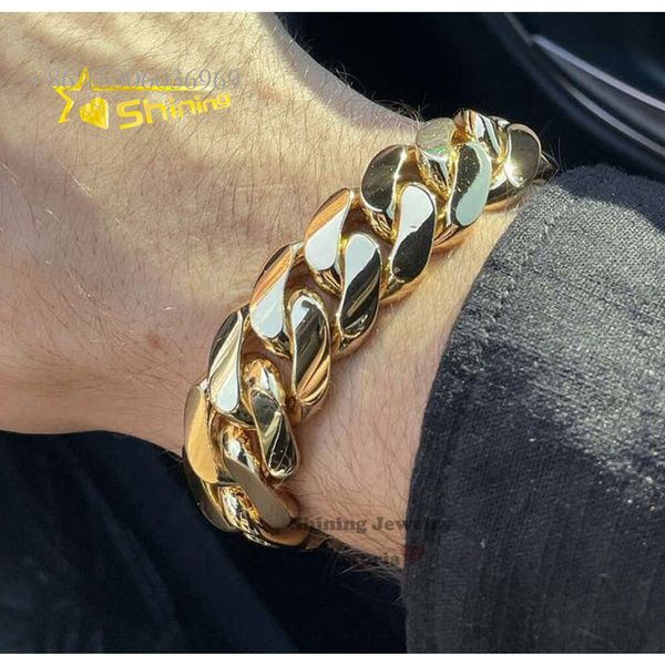 New Arrival Stylish Hip Hop Bracelet 14K Real Gold Plating Over 999 Sier Cuban Bracelet 18Mm 8" 180G Hip Hop Bracelet
New Arrival Stylish Hip Hop Bracelet 14K Real Gold Plating Over 999 Sier Cuban Bracelet 18Mm 8" 180G Hip Hop Bracelet