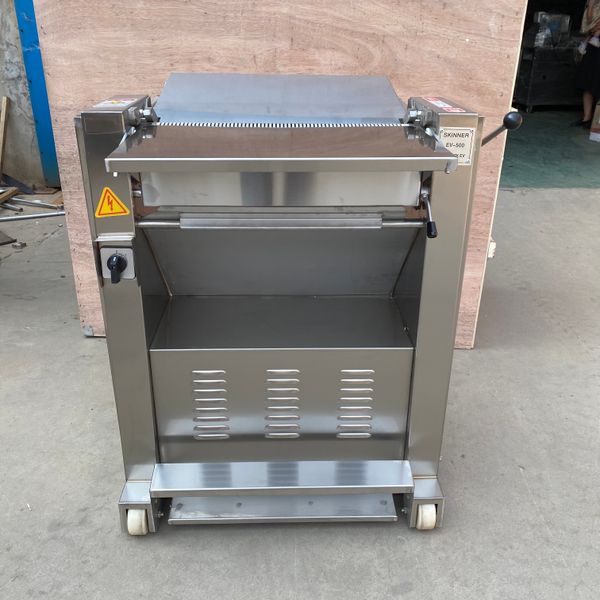 110V/220V automatic pork skin removal and cutting machine for small pig meat processing