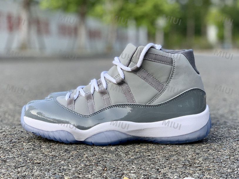 cool grey 11s high jubilee men basketball shoes black white red 25th sneakers bred sport blue space jam gym with real carbon fiber footwear
cool grey 11s high jubilee men basketball shoes black white red 25th sneakers bred sport blue space jam gym with real carbon fiber footwear