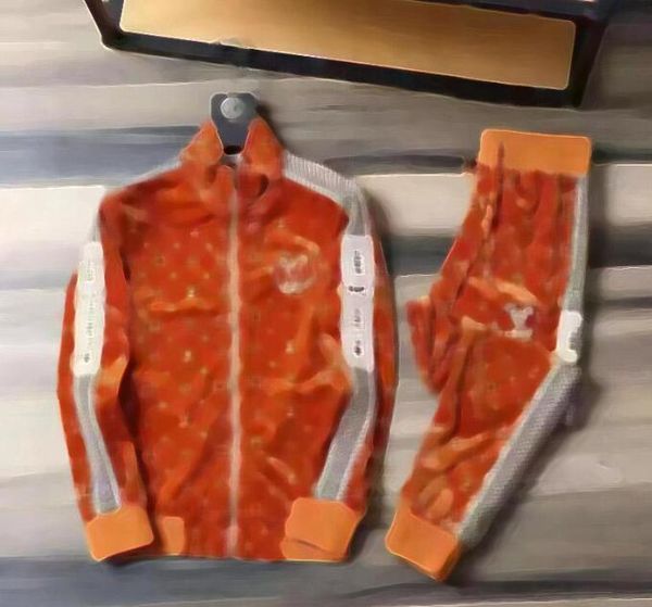 2023 designer mans tracksuit men sweatsuits long sleeve classic fashion pocket running casual man clothes outfits pants jacket two, Gray
2023 designer mans tracksuit men sweatsuits long sleeve classic fashion pocket running casual man clothes outfits pants jacket two, Gray