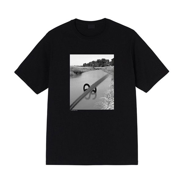 2023 designer designer t-shirt lettering short sleeves 2023ss womens dice printed tshirts round neck pullover couples tee cotton high street, White;black
2023 designer designer t-shirt lettering short sleeves 2023ss womens dice printed tshirts round neck pullover couples tee cotton high street, White;black