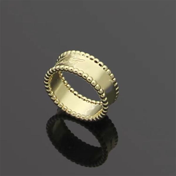 2023 brand classic ring fashion charm signature four-leaf clover high-quality stainless steel designer jewelry 1mn05, Silver
2023 brand classic ring fashion charm signature four-leaf clover high-quality stainless steel designer jewelry 1mn05, Silver
