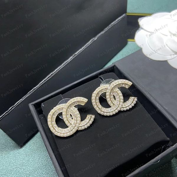 new mixed 18k gold plated luxury brand designers double letters stud clip chain geometric famous women 925 silver earring wedding party jewe, Golden;silver
new mixed 18k gold plated luxury brand designers double letters stud clip chain geometric famous women 925 silver earring wedding party jewe, Golden;silver