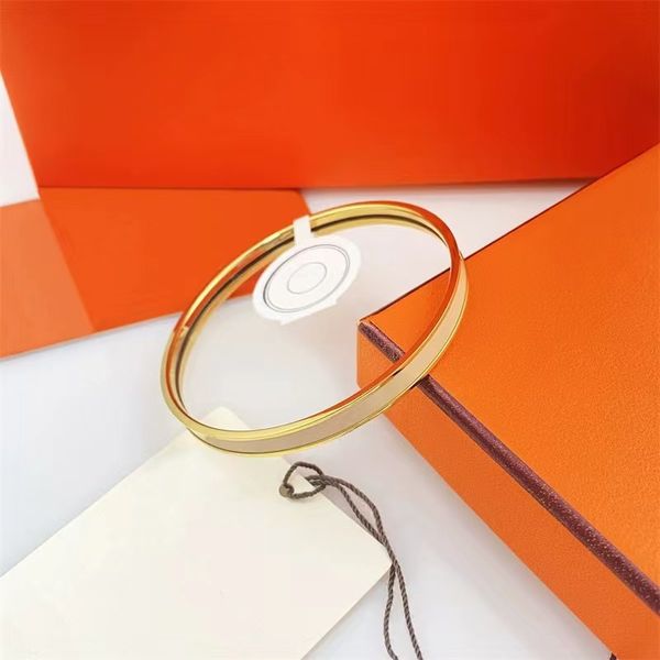 2023 new designer bangle luxury brand enamel bracelets men and women fashion everyday accessories party wedding valentine's day gifts i, Black
2023 new designer bangle luxury brand enamel bracelets men and women fashion everyday accessories party wedding valentine's day gifts i, Black