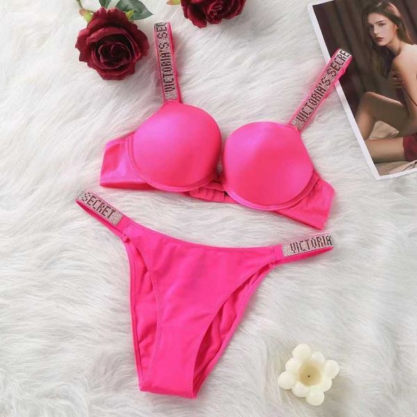 vs rhinestone underwear women set brand design lingerie set seamless push up briefs bra sets plus size red pink bra y0911hi7a, Red;black
vs rhinestone underwear women set brand design lingerie set seamless push up briefs bra sets plus size red pink bra y0911hi7a, Red;black