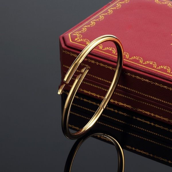 fashion designer bracelet mens bangle love charm nail bracelets chain 18k gold plated stainless steel women girl wedding mother's day j, Golden;silver
fashion designer bracelet mens bangle love charm nail bracelets chain 18k gold plated stainless steel women girl wedding mother's day j, Golden;silver