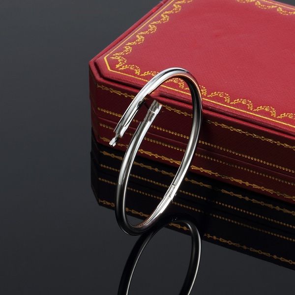 fashion designer bracelet mens bangle love charm nail bracelets chain 18k gold plated stainless steel women girl wedding mother's day j, Golden;silver
fashion designer bracelet mens bangle love charm nail bracelets chain 18k gold plated stainless steel women girl wedding mother's day j, Golden;silver
