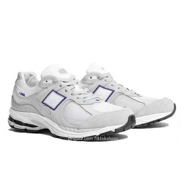mens tracksuits designer 2002r casual shoes protection pack rain on cloud phantom athletic sneakers pink purple grey navy sea salt luxury og, Gray
mens tracksuits designer 2002r casual shoes protection pack rain on cloud phantom athletic sneakers pink purple grey navy sea salt luxury og, Gray