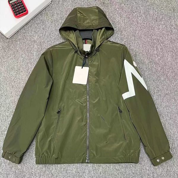 high-quality designer mens hooded jackets with nfc bomber windshield jacket embroidered badge men outerwear street coats 9 dgg1, Black;brown
high-quality designer mens hooded jackets with nfc bomber windshield jacket embroidered badge men outerwear street coats 9 dgg1, Black;brown