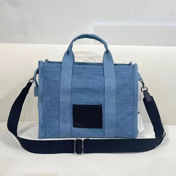 2023 marc tote bag famous designer shoulder handbags large capacity crossbody luxury denim bag shopping handbag travel clutch bags summer la
2023 marc tote bag famous designer shoulder handbags large capacity crossbody luxury denim bag shopping handbag travel clutch bags summer la